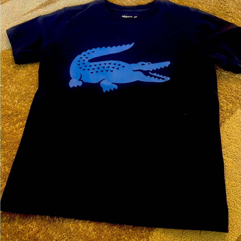 Lacoste boy dark blue shirt . Cotton and polyester short sleeve . 12 year sport